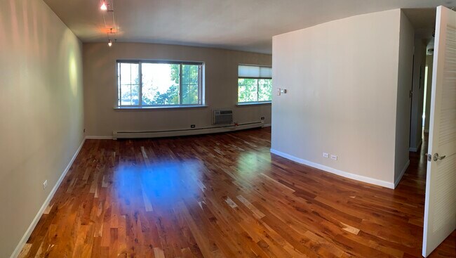 Living Room - 1332 N Williams St