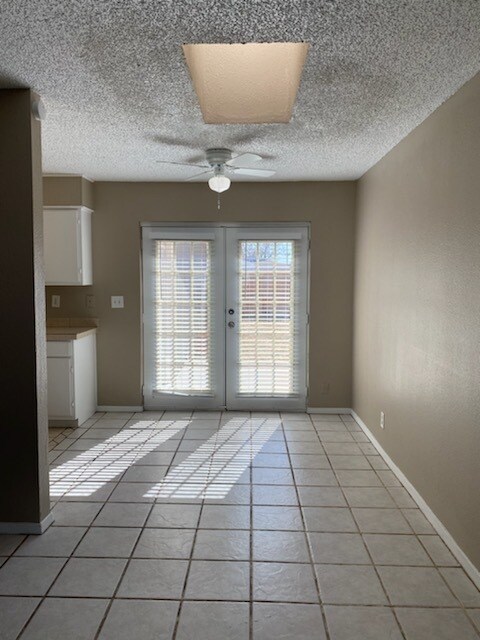 Building Photo - 4405 Crockett Ave