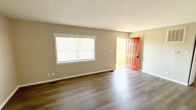 Photo - 9148 Rochelle Dr House