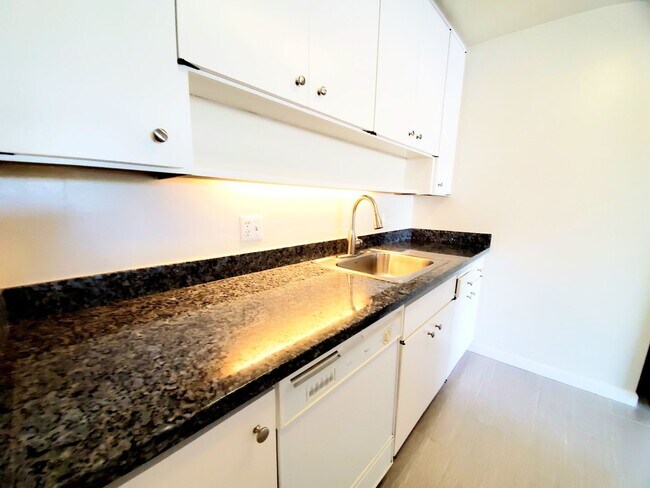 Foto del edificio - 801 N Humboldt St