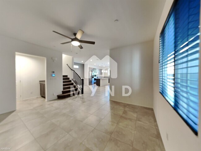 Building Photo - 4 br, 3.5 bath House - 8044 Mercury Skye St