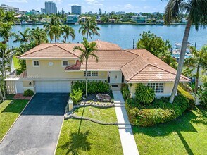 Building Photo - 7531 Beach View Dr