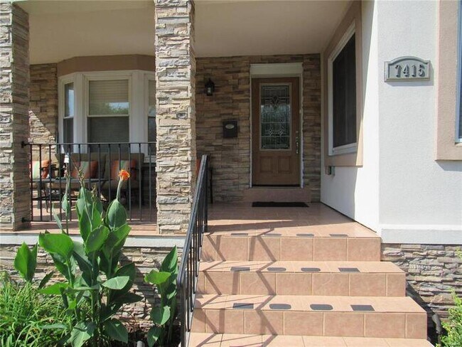 Foto del edificio - Fantastic 4bd/4ba home! Coming soon!