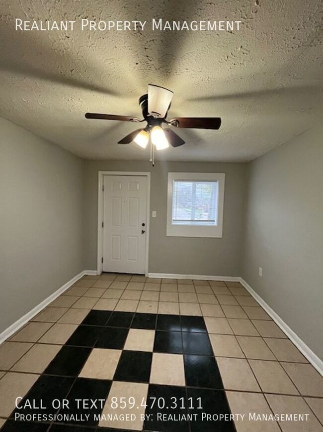 Photo - 728 N. Broadway-B Apartment