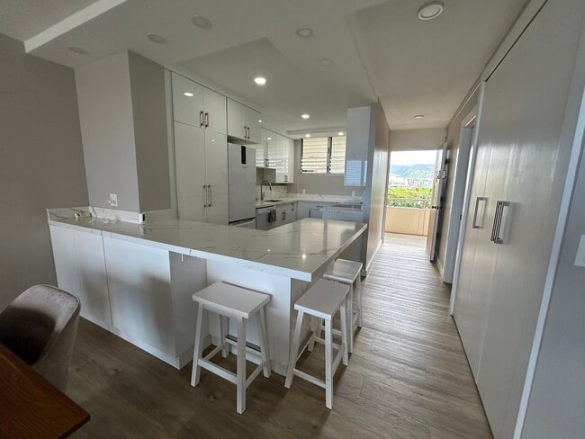 Kitchen - 1676 Ala Moana Blvd