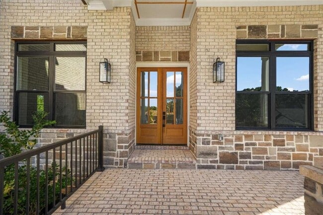 Building Photo - 1525 Tapestry Ridge SE