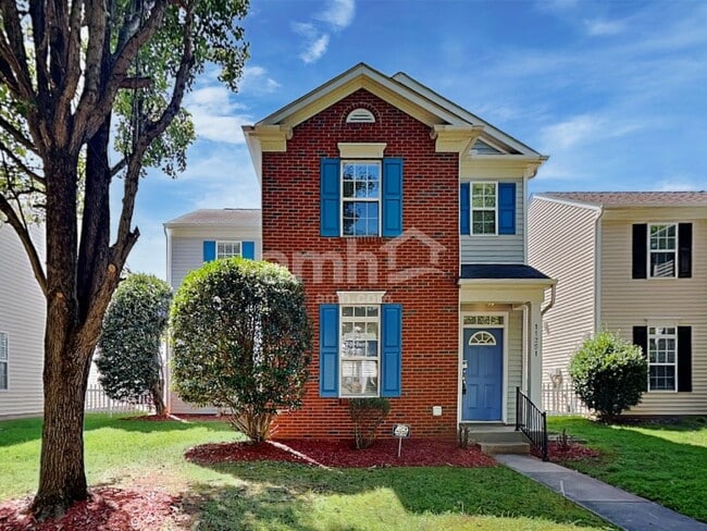 Building Photo - 11251 Heritage Green Dr