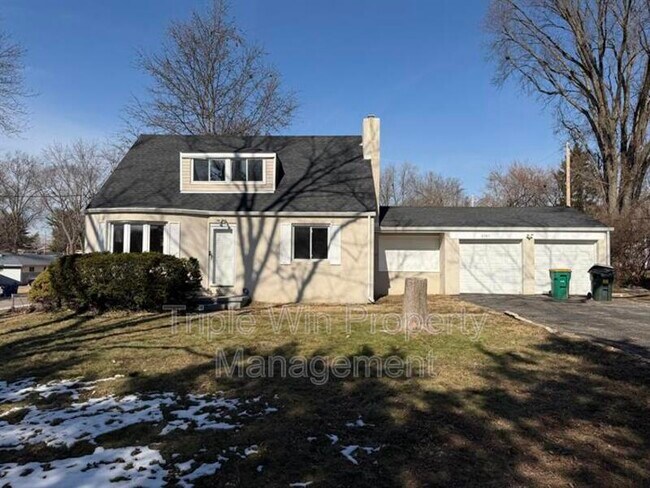 Foto del edificio - 8385 Latty Ave