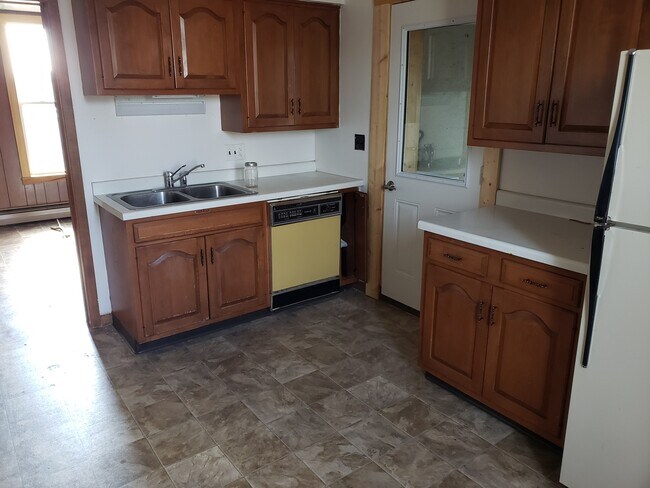 Foto del edificio - 102 E Lincoln Ave