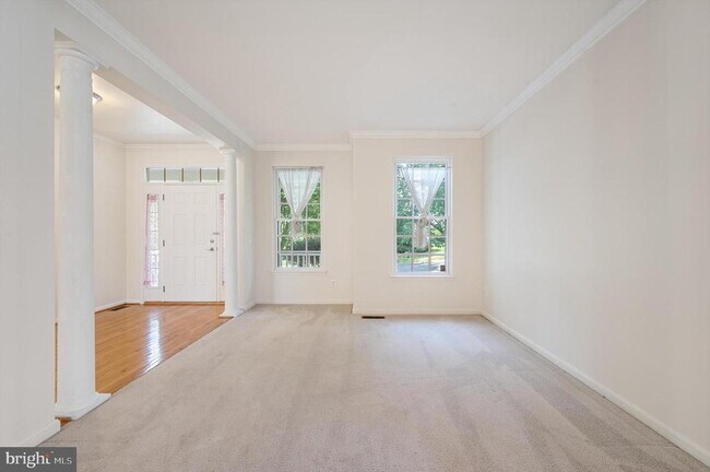 Building Photo - 10741 Jeb Stuart Ct