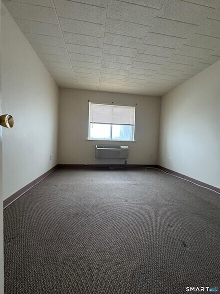 Building Photo - 1575 Boston Ave