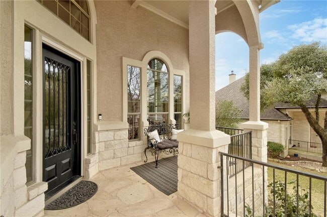 Building Photo - 9903 Tree Bend Cove
