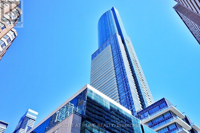 Photo du bâtiment - 386 Yonge St