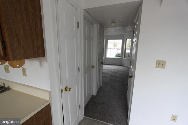 Building Photo - 160 Stadium Cir