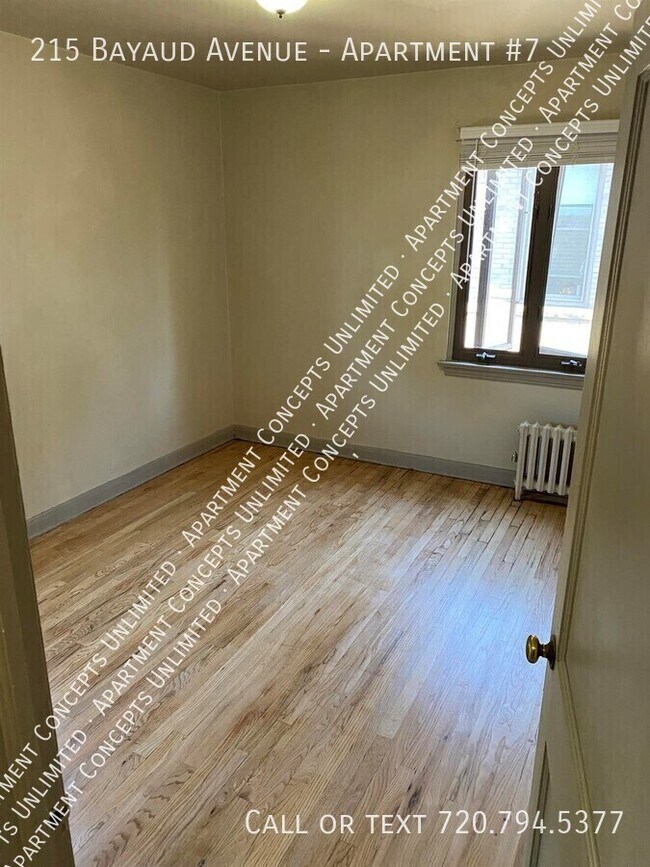 Foto del edificio - 215 E Bayaud Ave