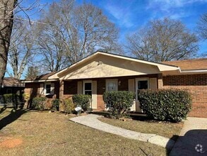 Building Photo - 110 Lockwood Dr