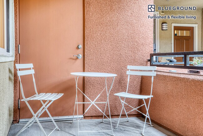Foto del edificio - 1156 Morse Ave