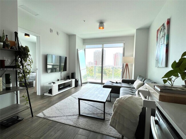 Foto del edificio - 1600 SW 1st Ave