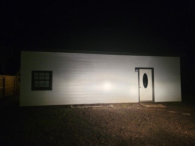 Building Photo - 18060 County Road 1100