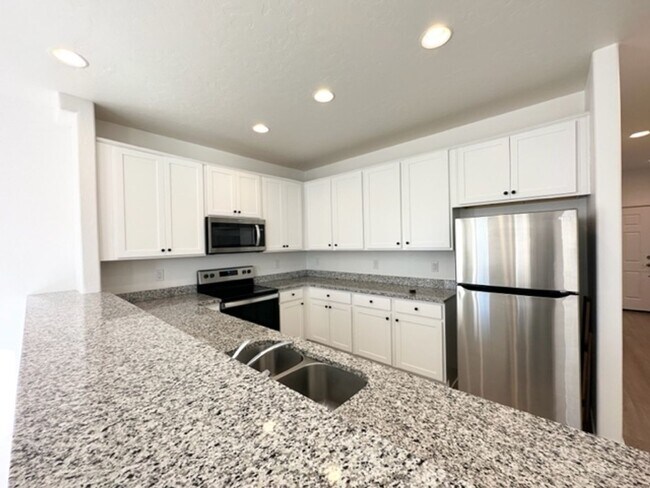 Building Photo - Find your perfect match with our rental pr...