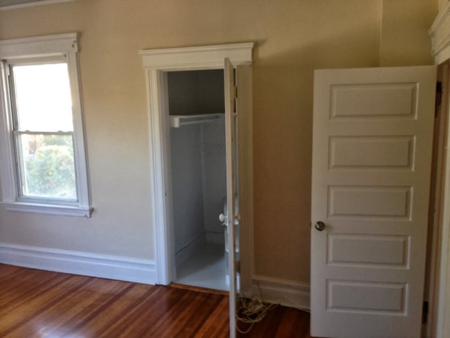 Building Photo - 118 Sherman Pl