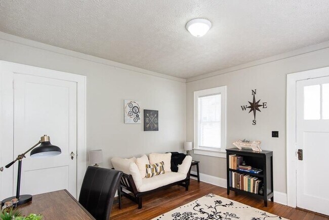 Foto del edificio - 2533 N Bayard St