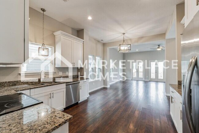 Building Photo - 2529 Tidewater Dr
