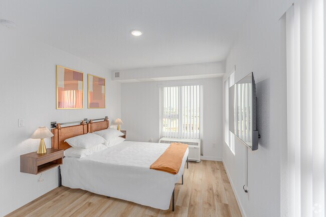 1 habitación, 1 baño - 499 pies cuadrados - Dormitorio - 2551 Commercial St-F4OZ