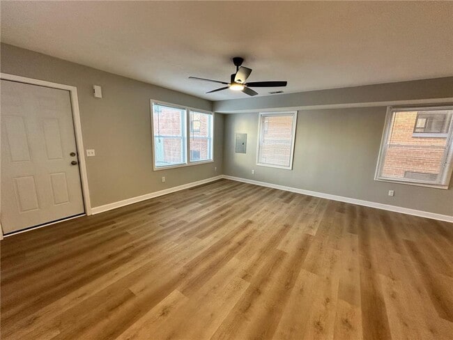 Foto del edificio - 629 SE Oak St