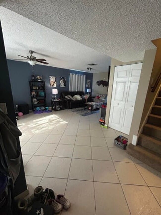 Photo - 818 Sandtree Dr House