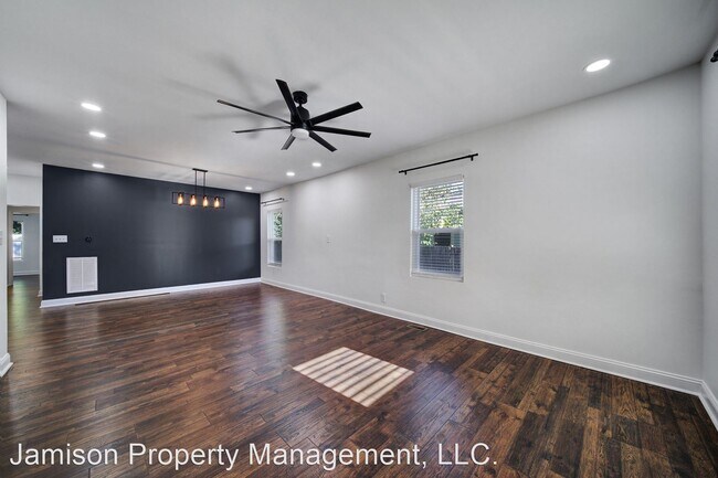 Building Photo - 3 br, 2 bath House - 726 Marble St