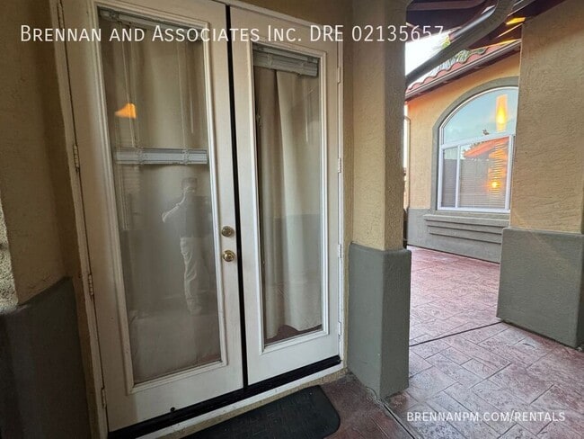 Building Photo - 932 Palencia Pl