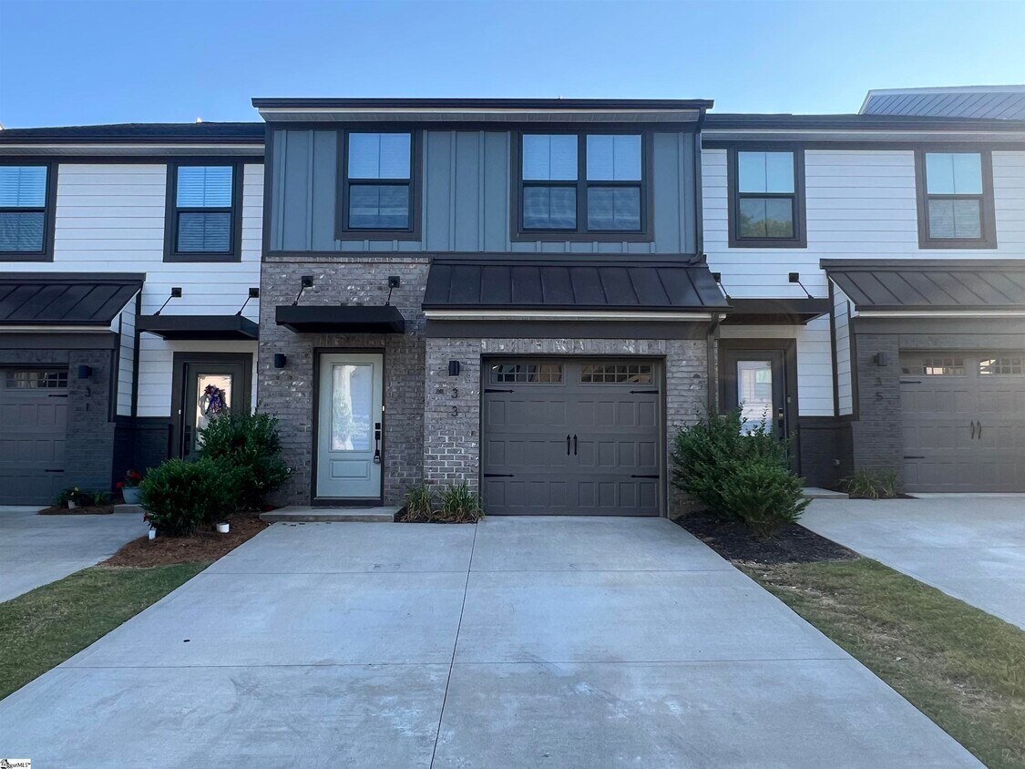 33 Connaught Ct, Mauldin, SC 29662 Condo for Rent in Mauldin, SC