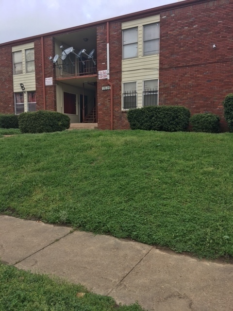 Building Photo - Monroe Apartments