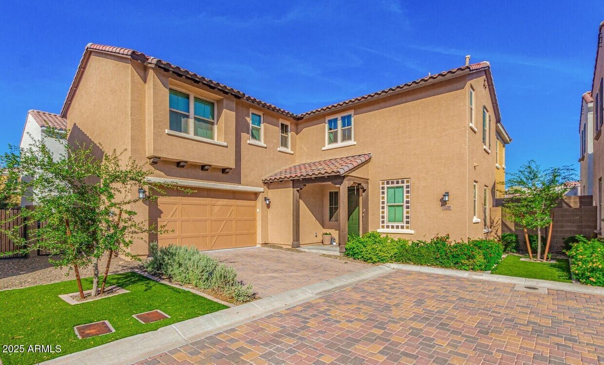 Foto principal - 17217 N 9th Pl