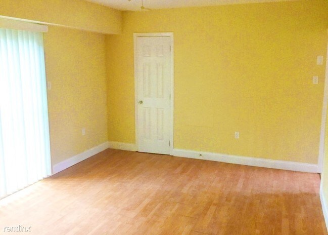 Building Photo - 3900 Winterfield Pl