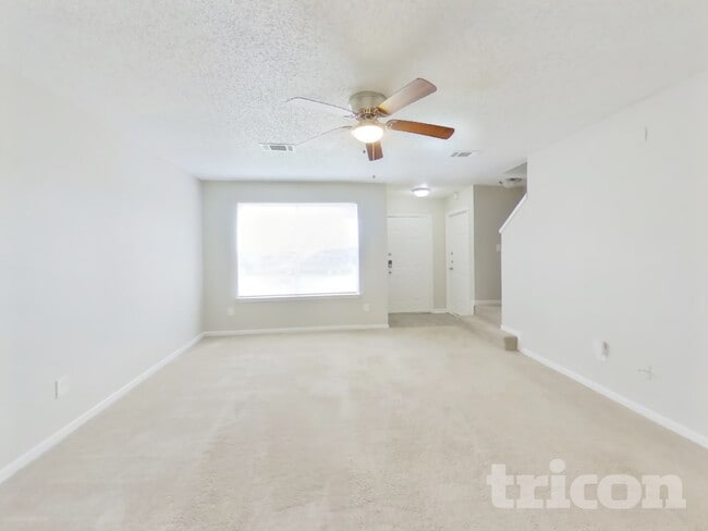 Building Photo - 7740 Sign St