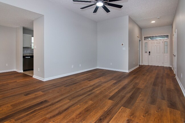 Foto del edificio - 10430 Brawley Ln