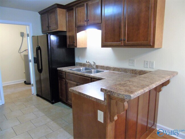 Foto del edificio - 5157 Maysville Rd