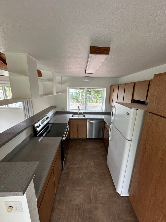 Foto del edificio - 1050 Kainui Dr