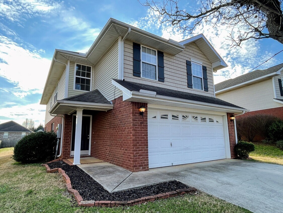 Primary Photo - 29712 Robert Lee Ct