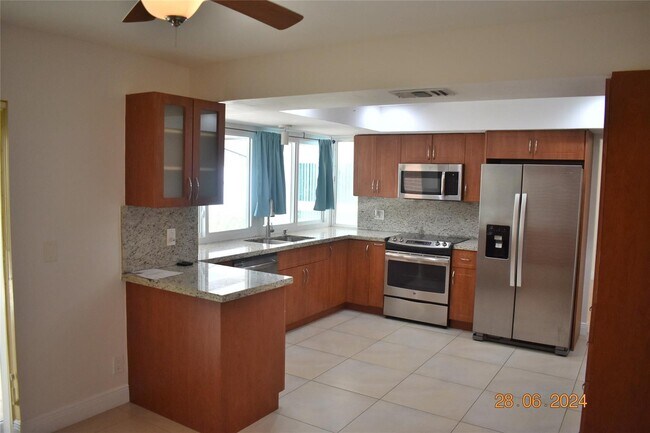 Foto del edificio - 4617 Washington St