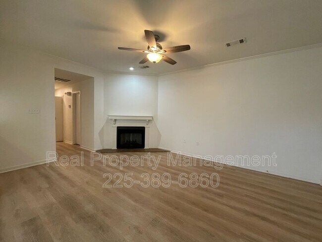 Foto del edificio - 5084 Cumberland Cove Dr