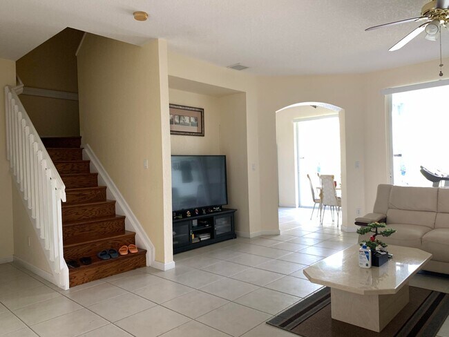 Foto del edificio - 2304 Center Stone Ln