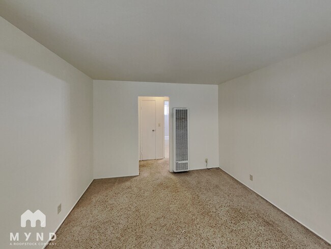Foto del edificio - 2376 Sutter Ave