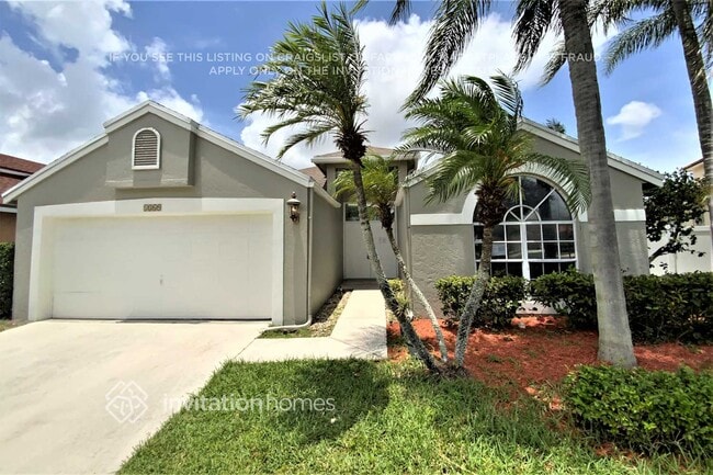 Building Photo - 1369 Fairfax Cir E