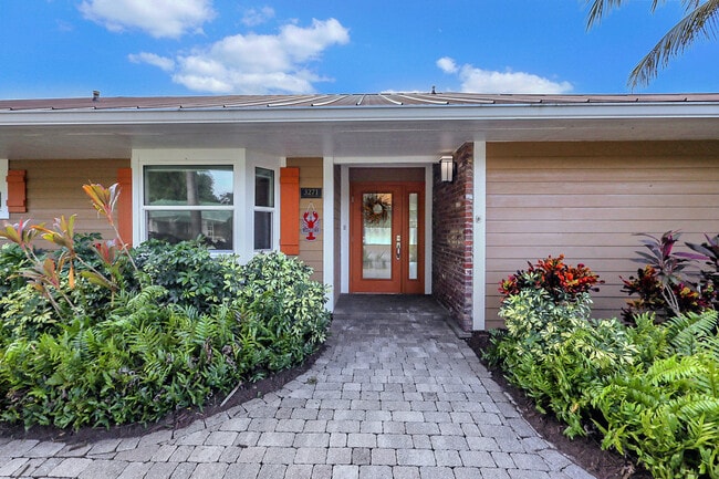 3271 SE Court Dr Stuart FL 34997 House Rental in Stuart FL 3271 SE Court Dr Stuart FL 34997 House Rental in Stuart FL