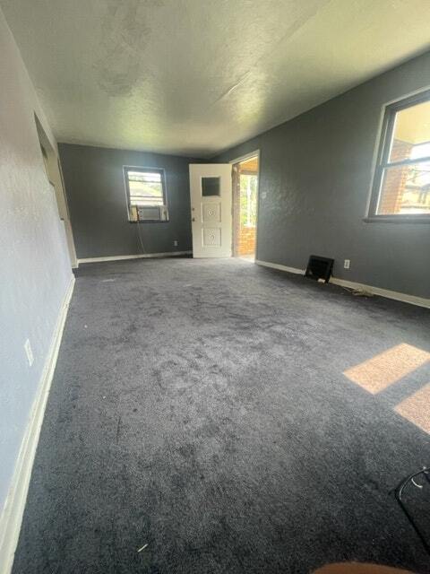 Foto del edificio - 1119 Ridgeland Dr