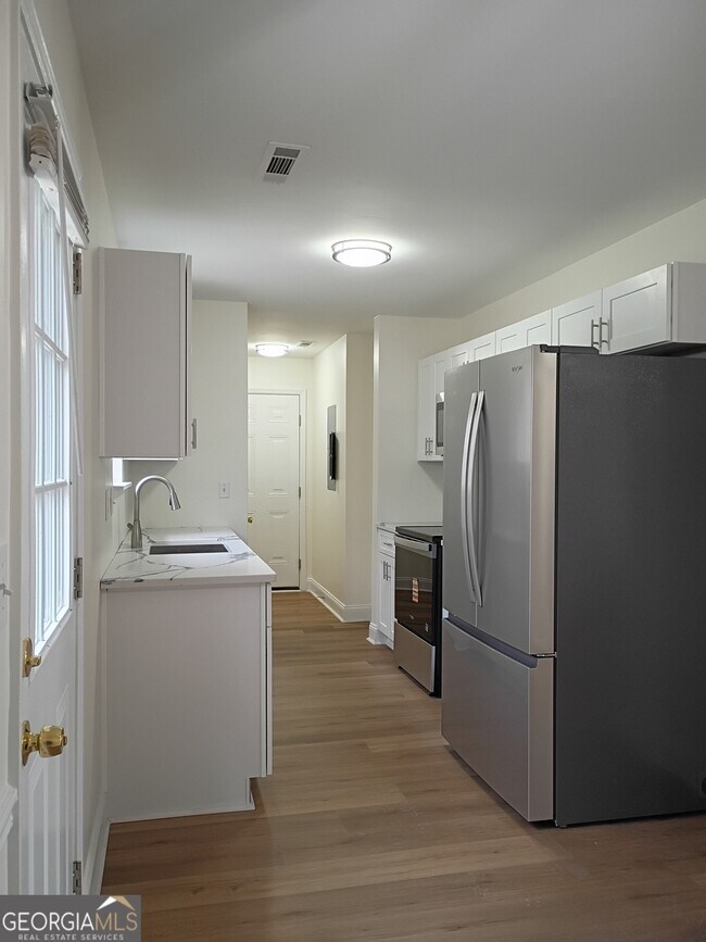 Building Photo - 218 Pope Hill Cir