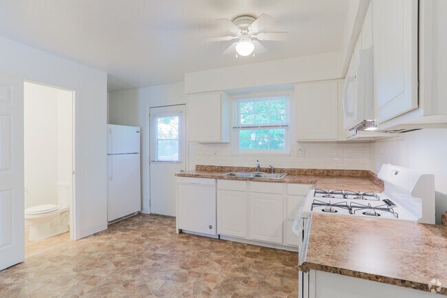 2HAB, 1,5BA - 930 ft² - Walton Heights